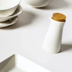 Tarjoiluastiat|Kaatimet Ja Karahvit-IITTALA Kaadin 0,2l kannella valkoinen