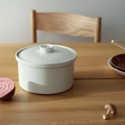 Uunivuoat Ja Padat|Kattilat Ja Kasarit-IITTALA Kannellinen pata 2,3L Valkoinen