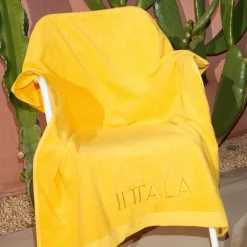 Kylpyhuonetekstiilit-IITTALA Kylpypyyhe iso 100x150cm Musta