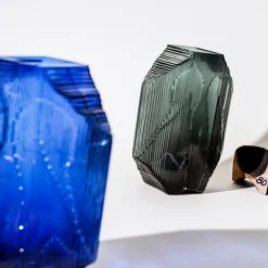 Taide-Esineet-IITTALA Lasiveistos 240x320 Tummanharmaa