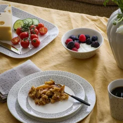 Lautaset-IITTALA Lautanen 15cm Musta