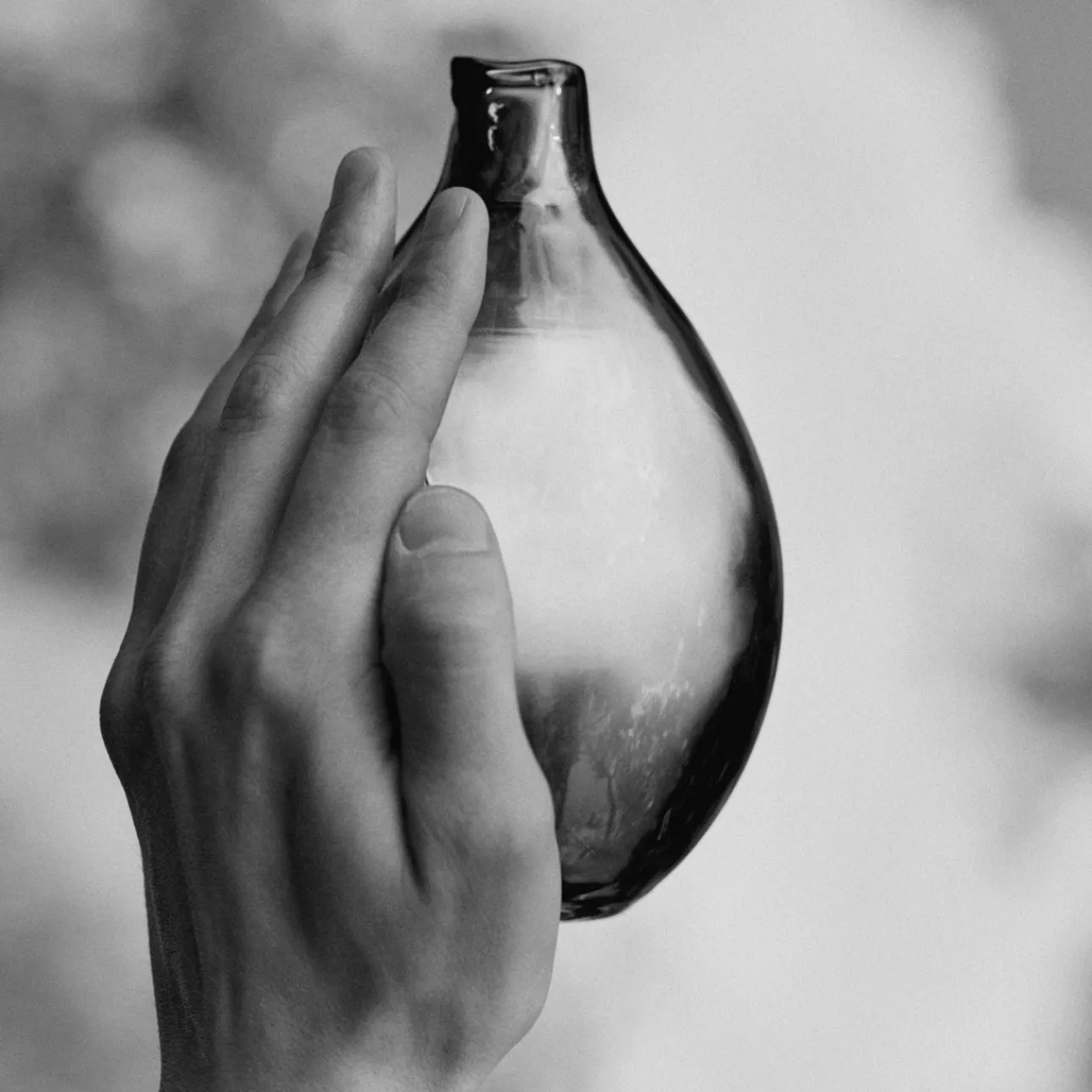 Taide-Esineet-IITTALA Lintupullo pyöreä 108x164mm sammaleenvihreä