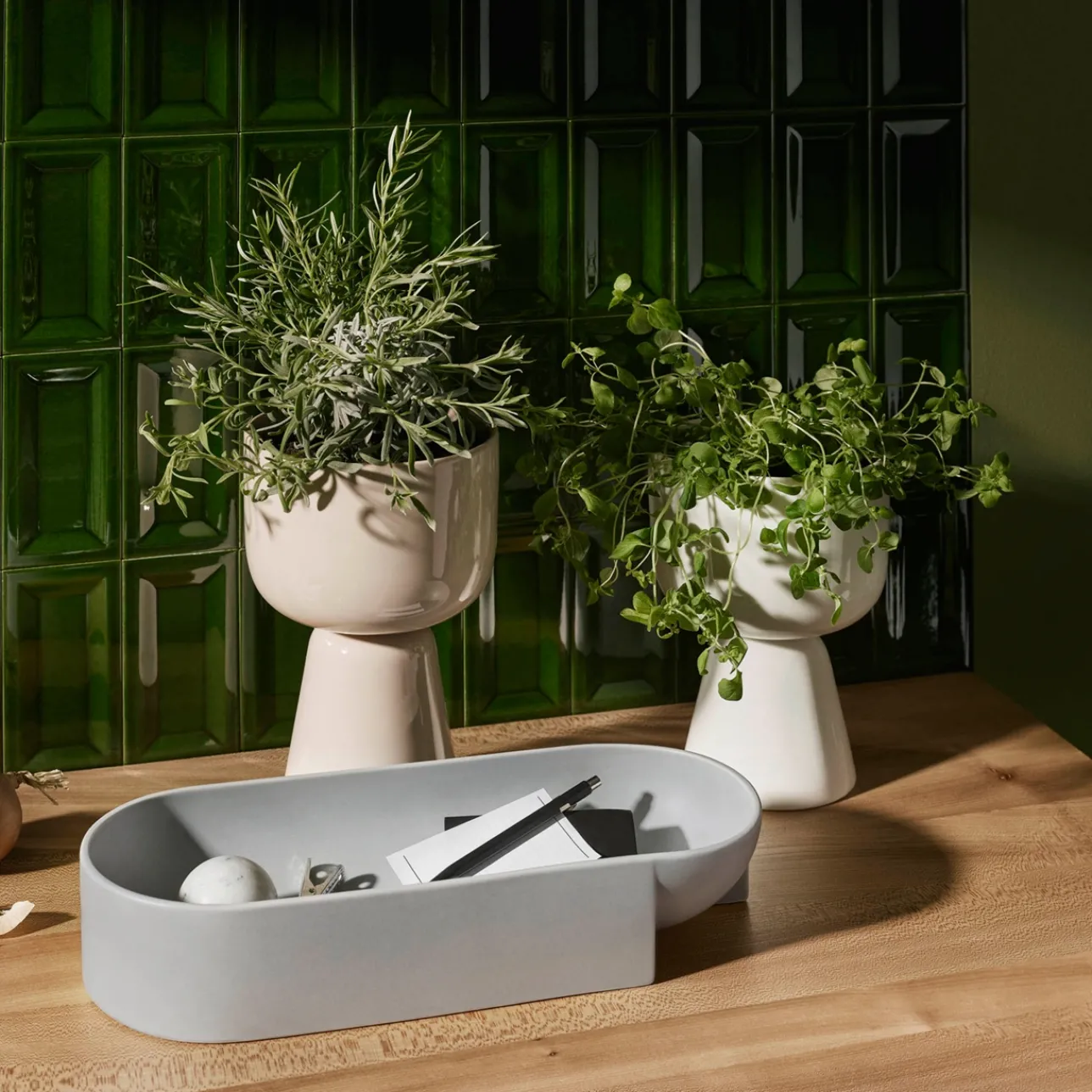 Kukkaruukut-IITTALA Ruukku jalallinen S Valkoinen